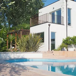 Fairview Bardolino